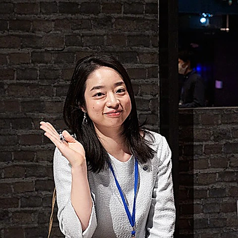 長川美里