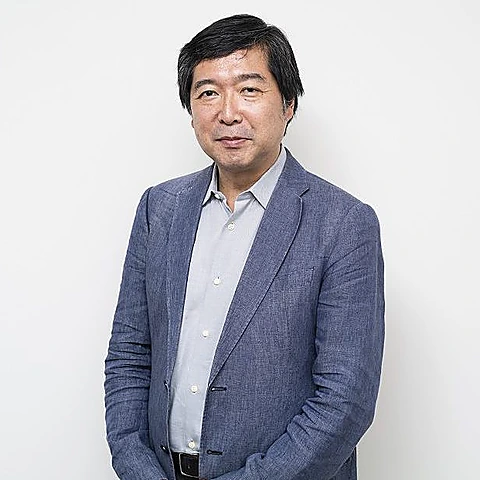 城山英明